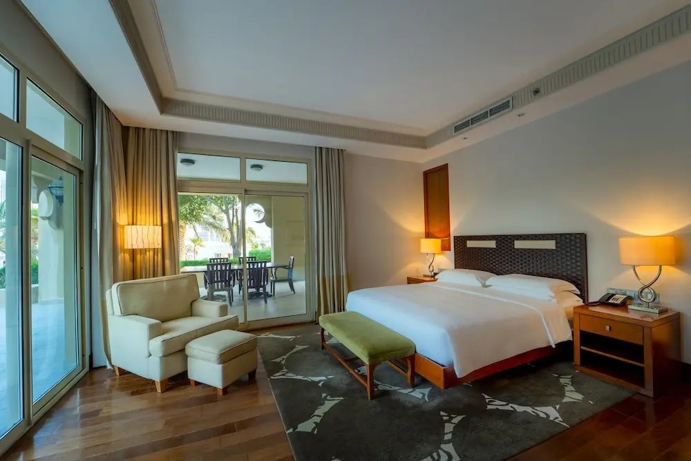 هتل گرند حیات